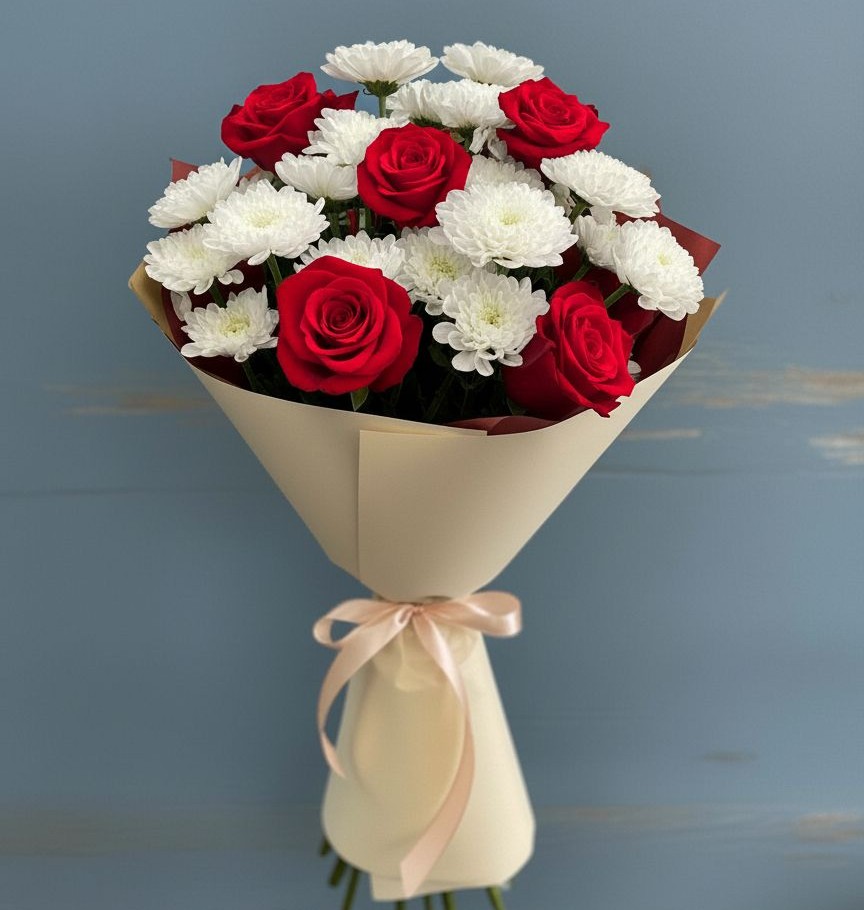 Букет цветов из: Розы и Хризантемы в Большой Вишере