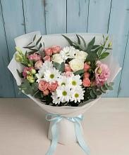 Букет цветов из:  Розы, Лизиантусы и Хризантемы #REPLACE_PRED# Большой Вишере