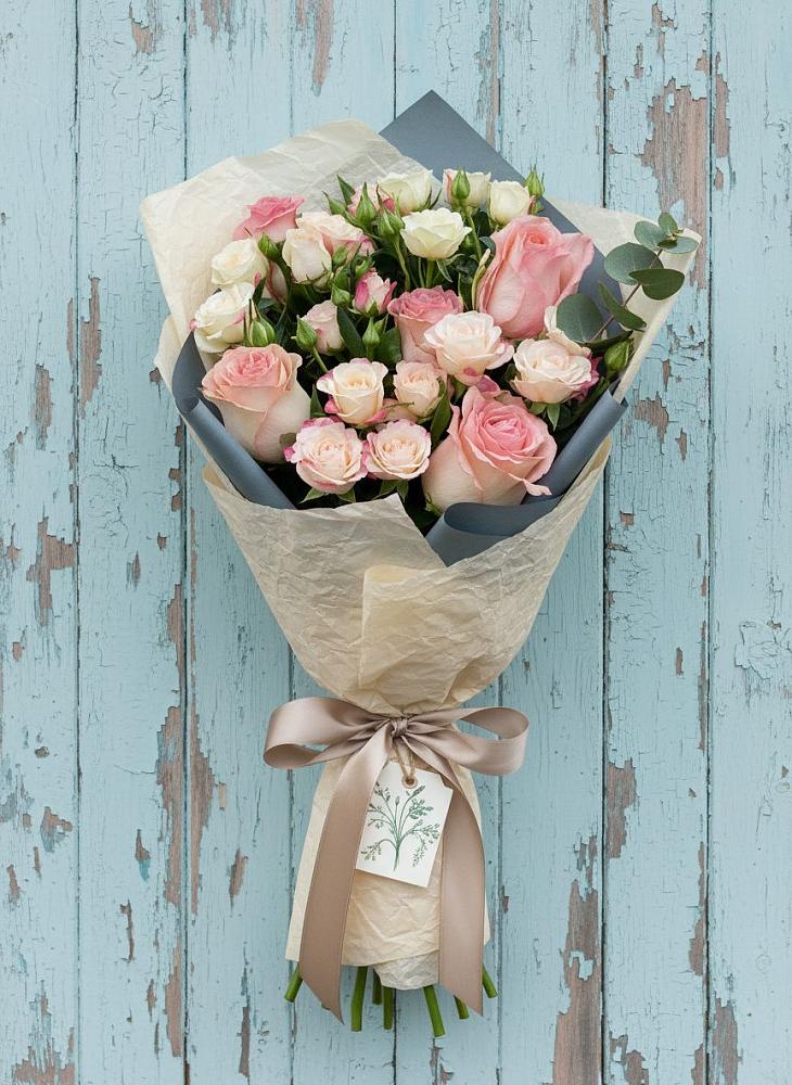 Букет цветов из: Розы в Большой Вишере