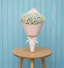 Букет цветов из:  Гипсофила в Большой Вишере