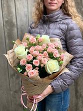 Букет цветов из:  Розы в Большой Вишере