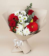 Букет цветов из:  Розы, Хризантемы, Герберы и Лилии в Большой Вишере