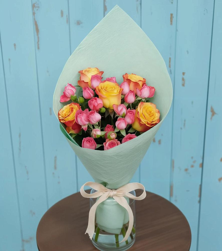 Букет цветов из: Розы в Большой Вишере