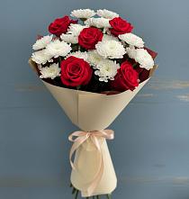 Букет цветов из:  Розы и Хризантемы в Большой Вишере