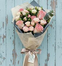 Букет цветов из:  Розы в Большой Вишере