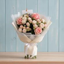 Букет цветов из:  Розы в Большой Вишере