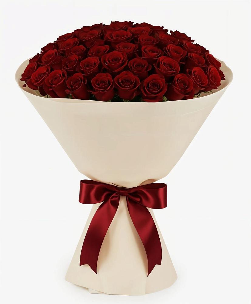 Букет 101 Бордовая роза Блэк Бакарра в Большой Вишере