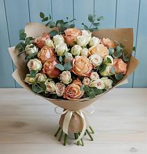 Букет цветов из:  Альстромерии и Розы в Большой Вишере
