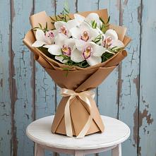 Букет цветов из:  Орхидеи и Розы в Большой Вишере